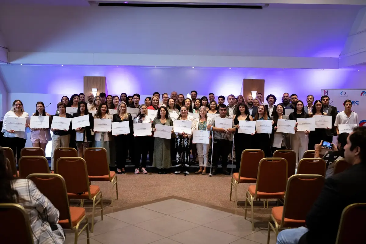 Estudiantes certificados del Diplomado Intensivo en Masoterapia