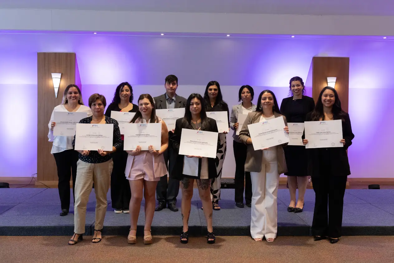 Formación en masoterapia de Cenakin