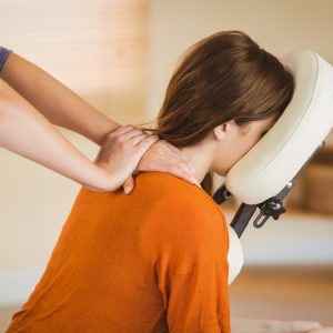 Masaje relajante, descontracturante y silla
